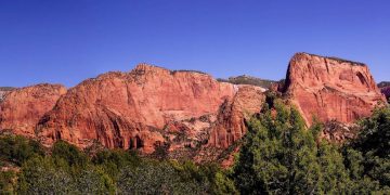 Lesser‑Known Yellowstone – Red Mountains
