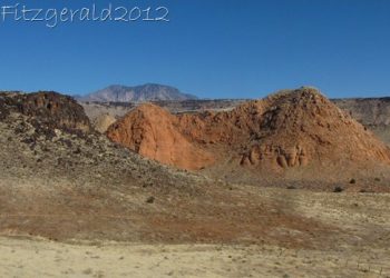 Grooving In The Yellow Knolls