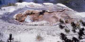Lesser Known Yellowstone –Shoshone Geyser Basin