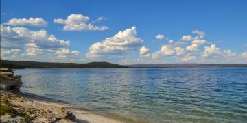 Early Morning Riser – West Thumb Geyser Basin